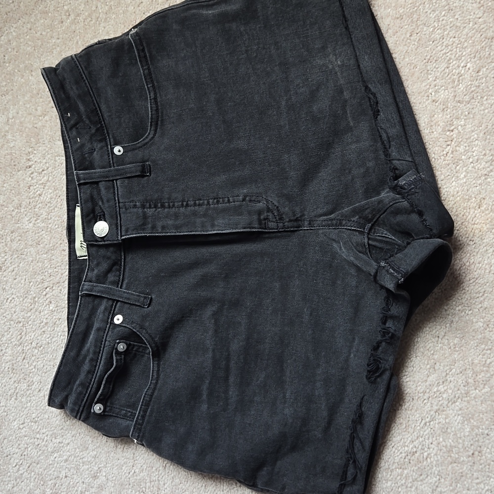 Madewell Curvy High-rise Black Denim Shorts